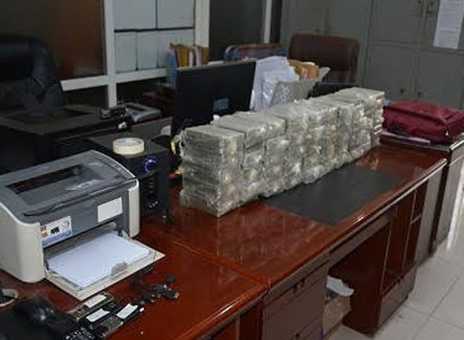 o to bien lao em 100 banh heroin