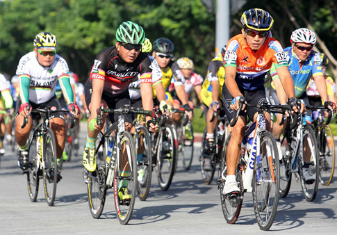 giai dua xe dap cup truyen hinh tp ho chi minh qua ha tinh ngay 4 4