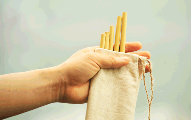 Trào lưu không dùng ống hút nhựa của giới trẻ Việt ảnh 1 trao luu khong dung ong hut nhua cua gioi tre viet