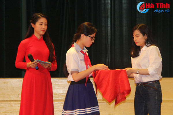 soi noi lien hoan chi huy doi gioi huyen nghi xuan