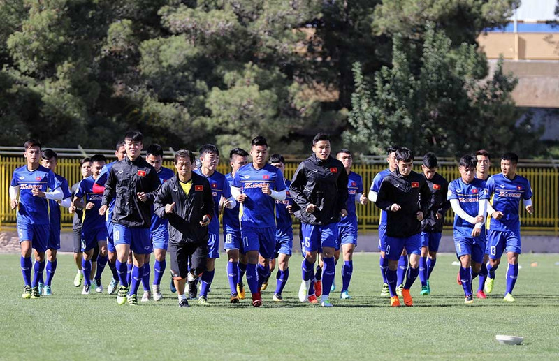 tuyen viet nam tap trung ren chien thuat truoc tran gap jordan