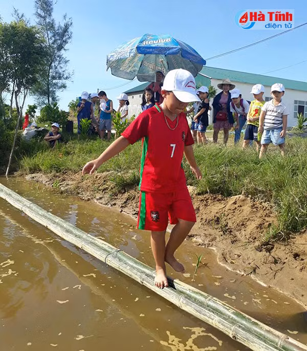 photo mot ngay lam nong tai edufarm tuong son