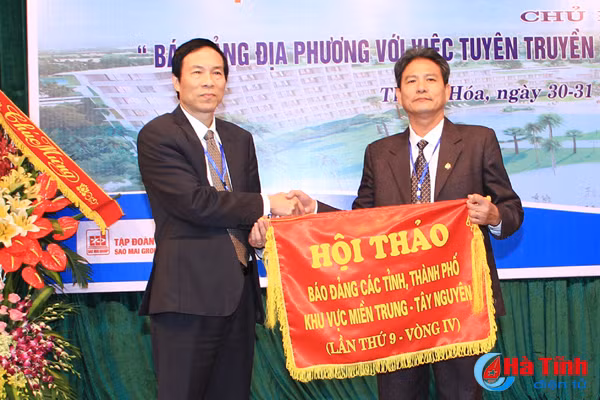 Chia sẻ kinh nghiệm tuyên truyền thu hút đầu tư gắn với bảo vệ môi trường