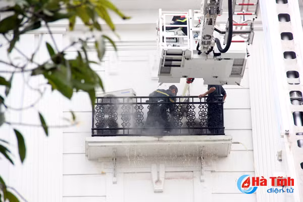 ly giai mot goc vu chay karaoke kingdom club