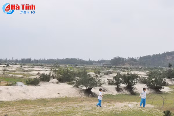 dung khai thac mo sat thach khe 9 hoang mac hoa hau qua nhan tien