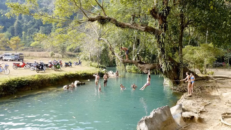 kham pha lao thien duong du lich bi lang quen cua dong nam a