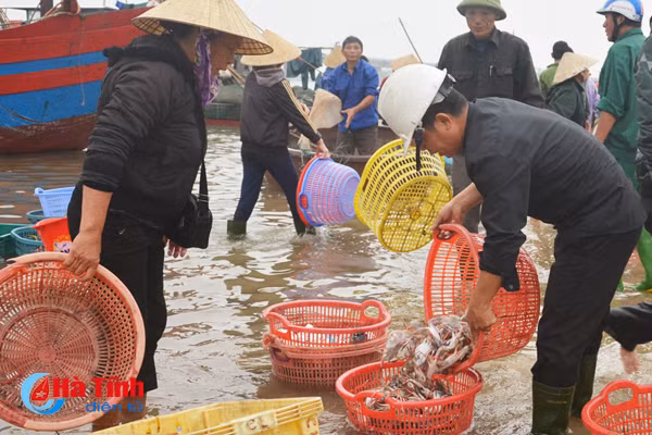 photo niem vui lang bien ha tinh