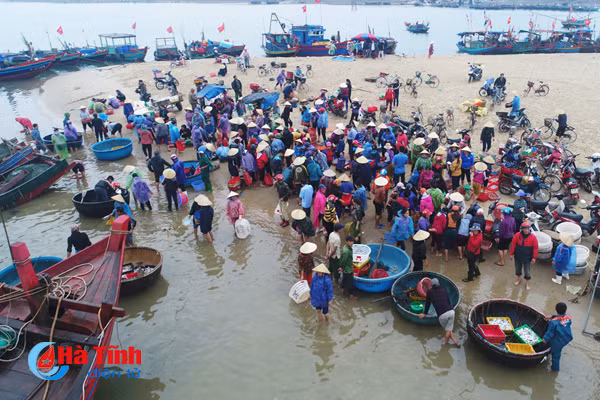 photo niem vui lang bien ha tinh