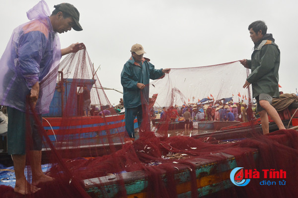 photo niem vui lang bien ha tinh