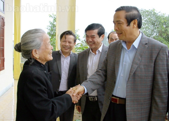 Xây dựng văn hóa trong chính trị và kinh tế ảnh 1