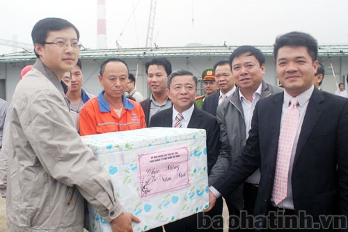 Phấn đấu quý 4/2015, Hà Tĩnh có sản phẩm thép đầu tiên ra lò ảnh 5