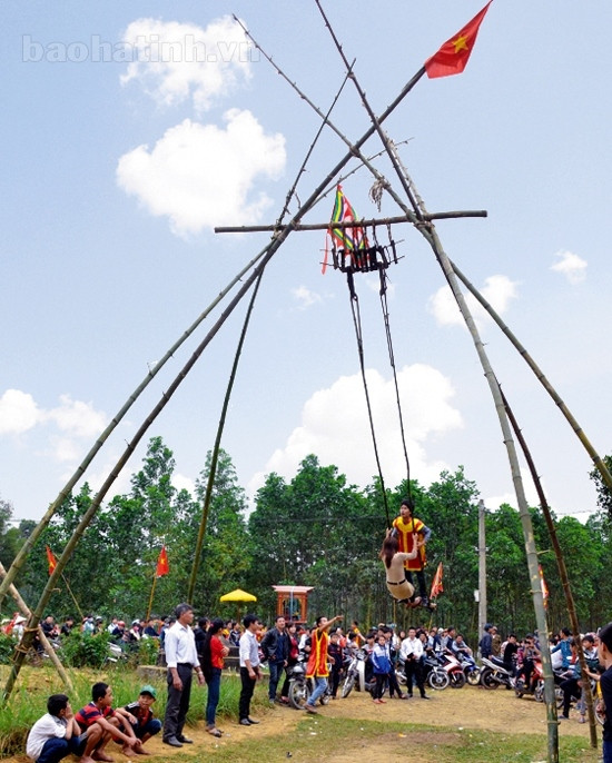 Nhớ hội chơi đu ngày xuân… ảnh 1