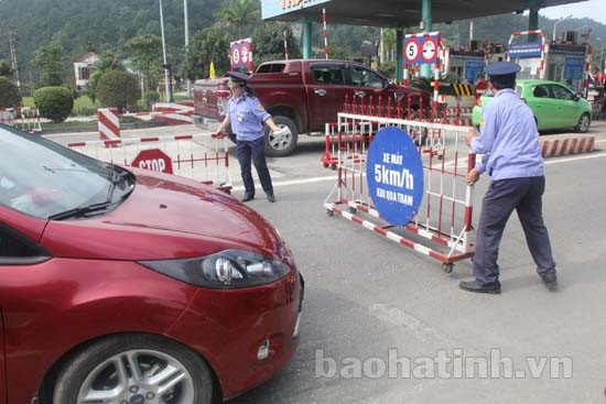 Cầu Bến Thủy thu phí trở lại từ 10h hôm nay ảnh 2