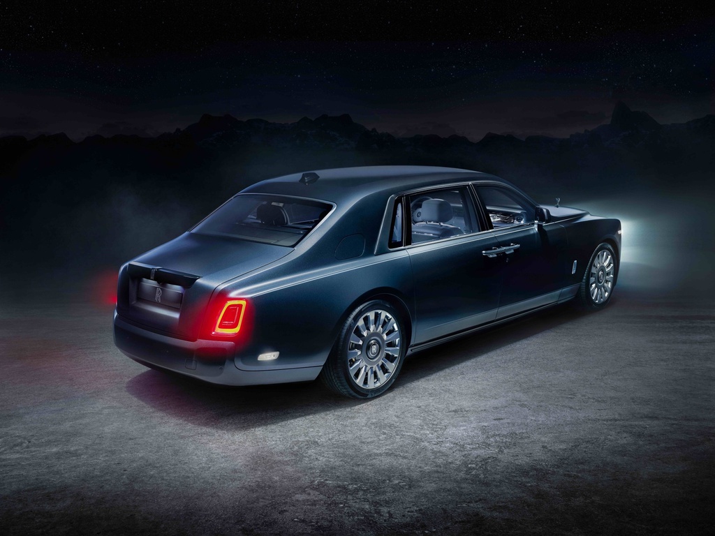 Rolls-Royce Phantom Tempus - tác phẩm nghệ thuật về hiệu ứng ánh sáng