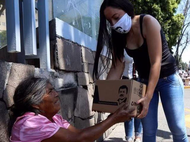 Mexico kêu gọi các băng đảng chấm dứt bạo lực thay vì đua nhau làm từ thiện