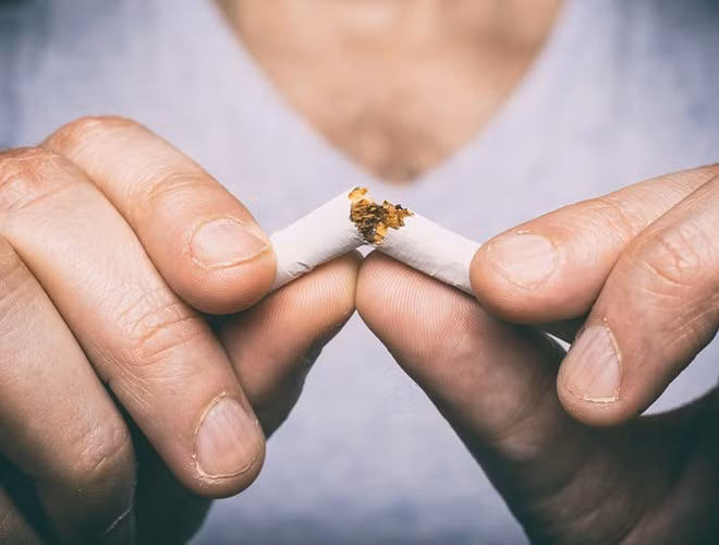Cách khắc phục kính lái và gương mờ lái xe nên biết