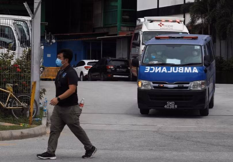 Cuộc sống bên trong ổ dịch Covid-19 lớn nhất Singapore