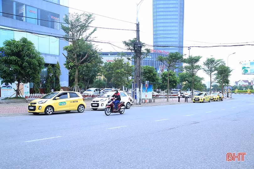 Hà Tĩnh sáng đầu tiên sau giãn cách xã hội