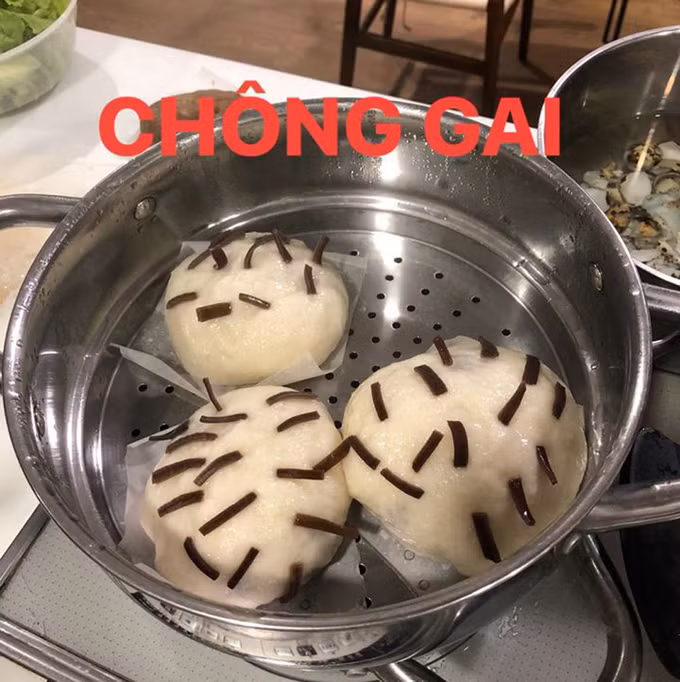 Thức đêm làm bánh bao, cô gái buồn lòng khi thấy thành quả