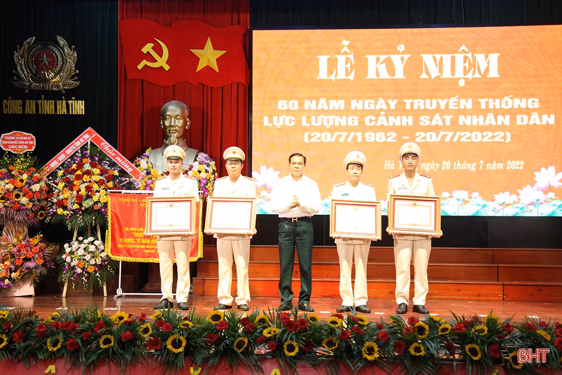 Xây dựng lực lượng Cảnh sát nhân dân Công an Hà Tĩnh ngày càng tinh nhuệ, hiện đại