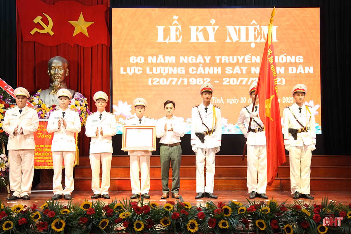 Xây dựng lực lượng Cảnh sát nhân dân Công an Hà Tĩnh ngày càng tinh nhuệ, hiện đại