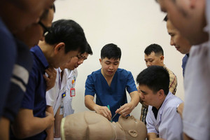 Quyết không để người bệnh lỡ “giờ vàng” trong cấp cứu