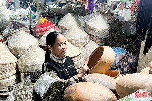 Nét quê trong những phiên chợ phố