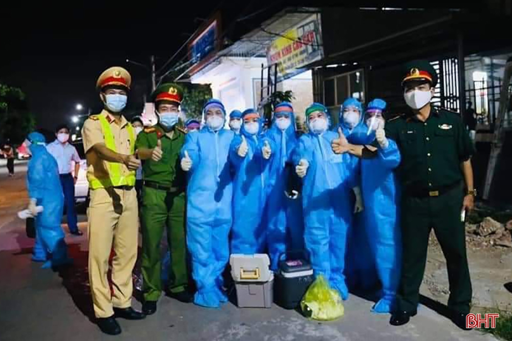 Hà Tĩnh quyết liệt “chiến đấu” với virus SARS-CoV-2 siêu lây nhiễm ảnh 13 Hà Tĩnh quyết liệt “chiến đấu” với virus SARS-CoV-2 siêu lây nhiễm