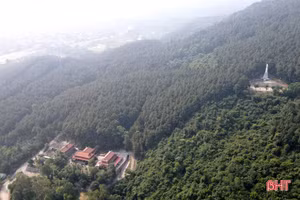 [QUIZ] Khu di tích thờ các Vua Hùng ở Hà Tĩnh đặt tại địa phương nào?