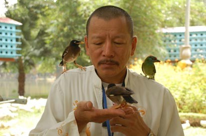 "Chuyện trò" cùng chim