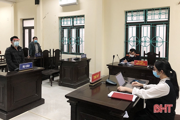 Tàng trữ trái phép chất ma túy, “bóc lịch” 21 tháng tù