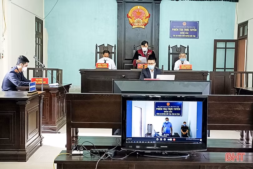 Tuyên án đối tượng tàng trữ ma túy từ điểm cầu trực tuyến ở Đức Thọ