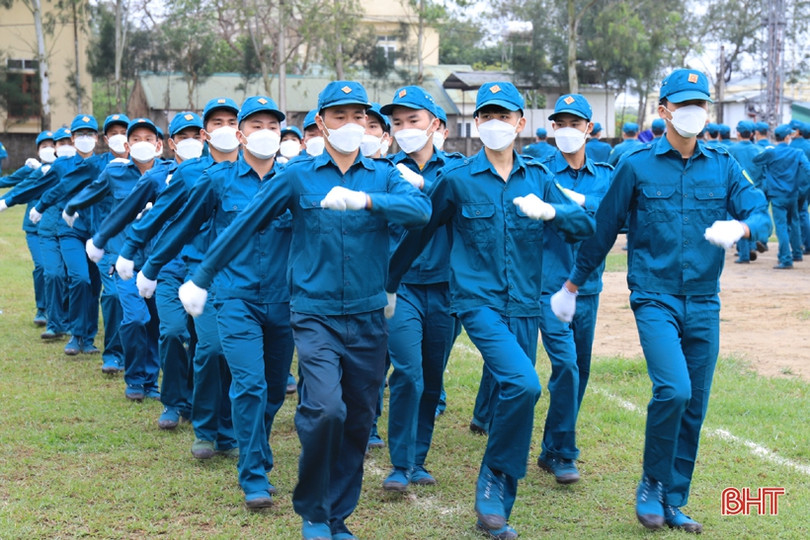 Xem “chiến sỹ sao vuông” Nghi Xuân biểu diễn võ thuật đối kháng