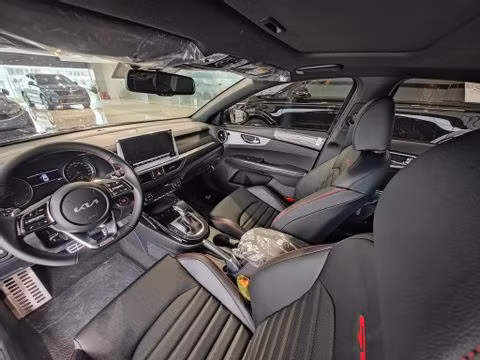 Kia K3 Turbo GT 2022 giá 759 triệu đã bắt đầu về đại lý