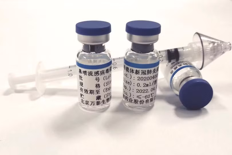 Việt Nam thử nghiệm vaccine Covid-19 dạng xịt