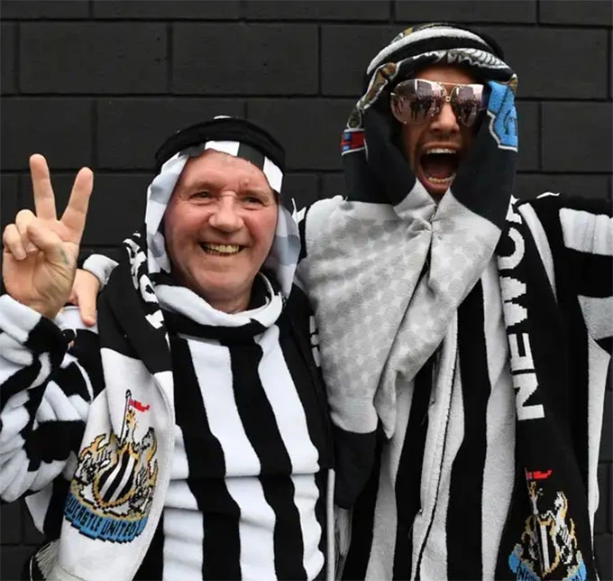 Abramovich bị ép bán Chelsea, tiếp theo sẽ là ông chủ của Man City và Newcastle?