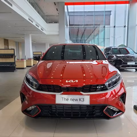 Kia K3 Turbo GT 2022 giá 759 triệu đã bắt đầu về đại lý