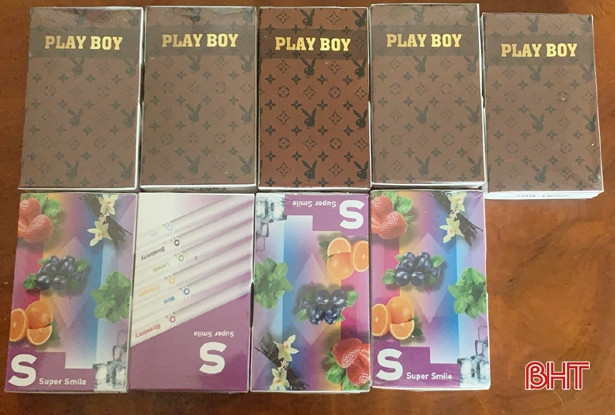 Bắt đối tượng tàng trữ thuốc lá “lạ”, chứa chất kích thích và gây ảo giác