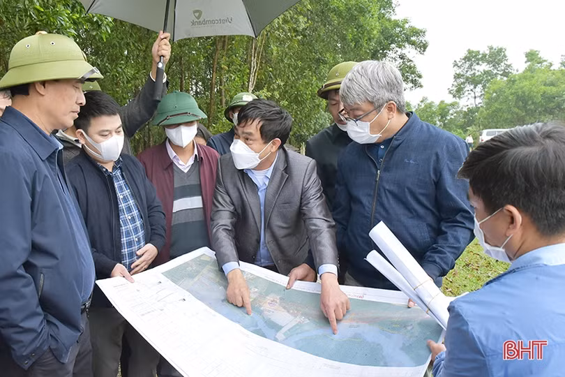 Bám sát quy hoạch dài hạn của địa phương trong xử lý vướng mắc liên quan hướng tuyến cao tốc Bắc - Nam