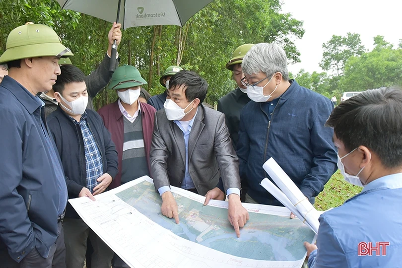 Bám sát quy hoạch dài hạn của địa phương trong xử lý vướng mắc liên quan hướng tuyến cao tốc Bắc - Nam