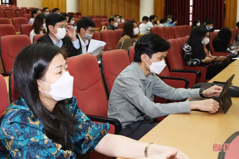 Hà Tĩnh phát động Giải Búa liềm vàng và Giải Báo chí viết về gương người tốt, việc tốt năm 2022