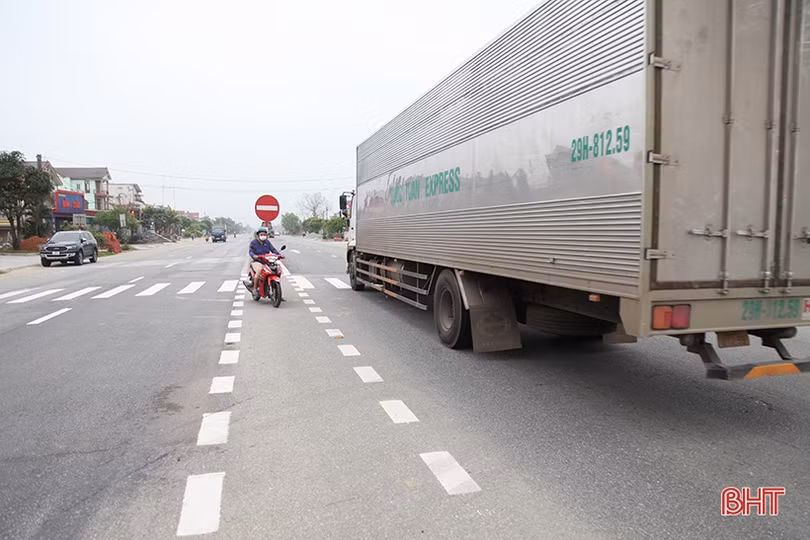 Tiềm ẩn tai nạn tại nút giao vào trung tâm hành chính huyện Kỳ Anh