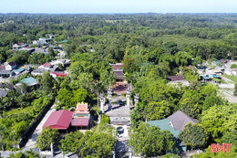 Thăm Đền thờ Đông các đại học sỹ Trương Quốc Dụng