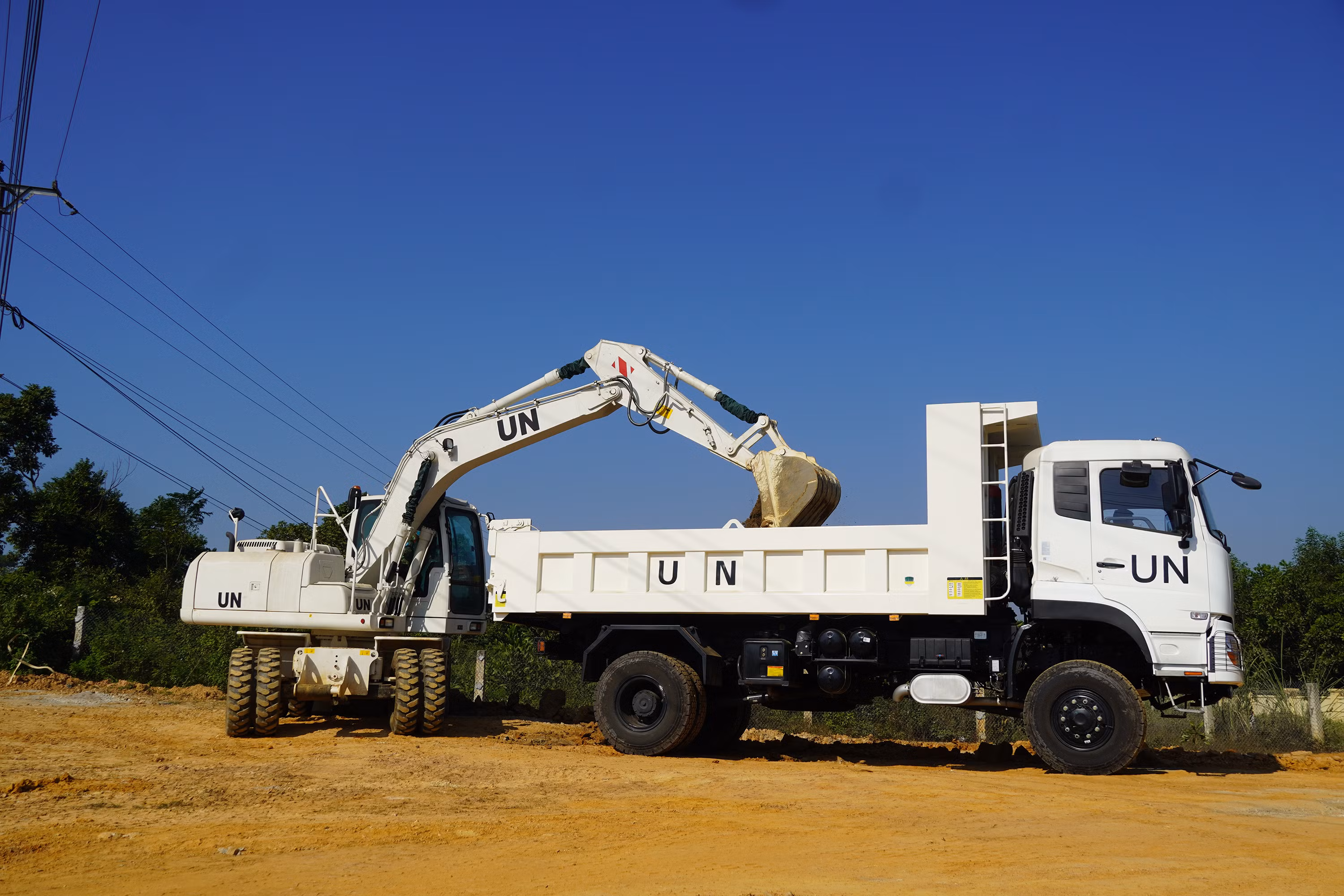 Xe bọc thép của Việt Nam làm nhiệm vụ tại châu Phi