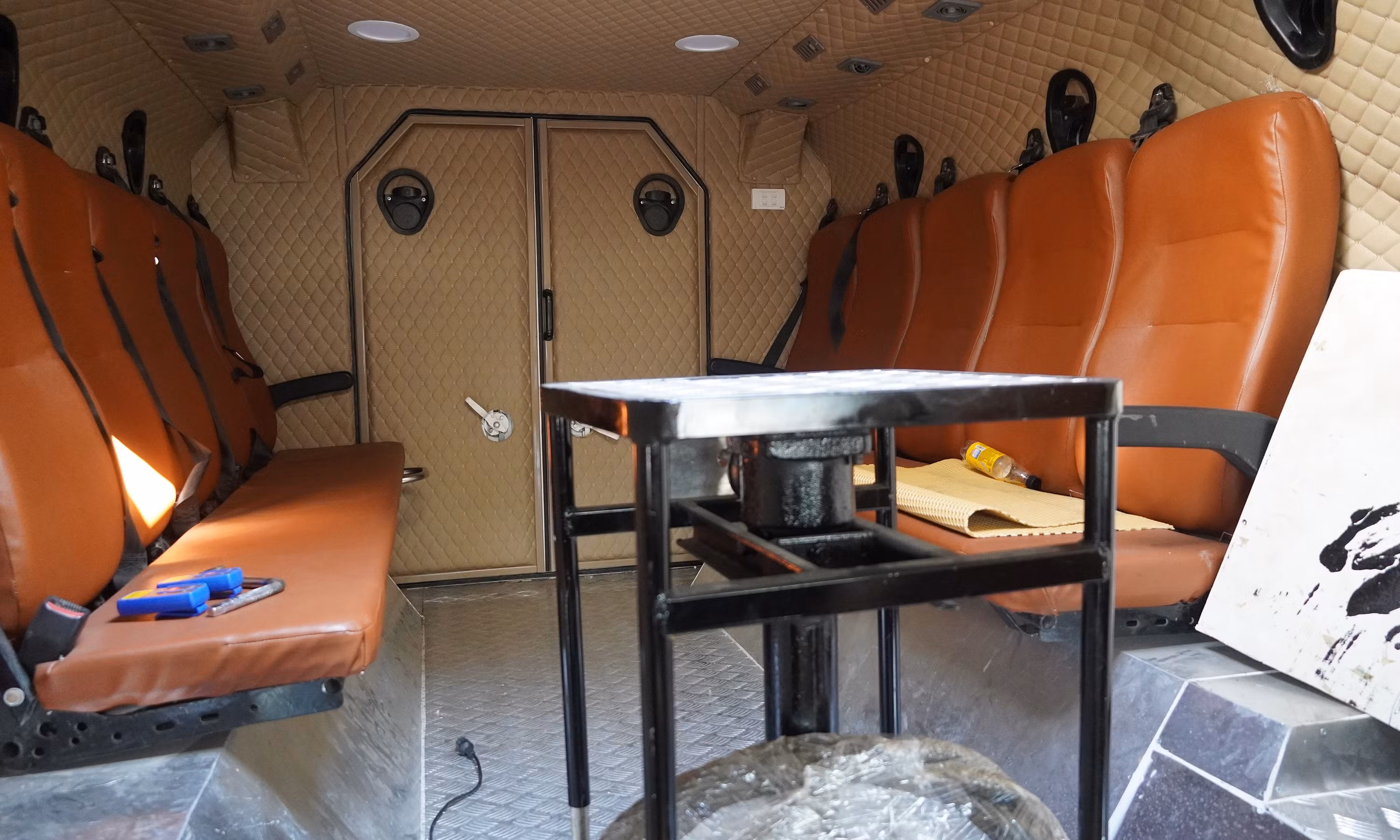 Xe bọc thép của Việt Nam làm nhiệm vụ tại châu Phi