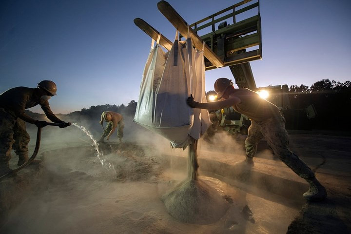 hinh anh an tuong it thay ve cac hoat dong ben trong hai quan my