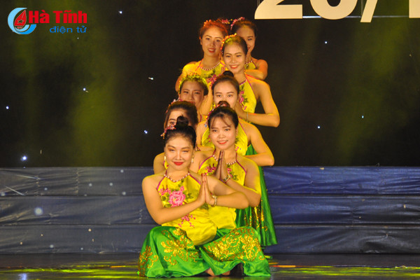 soi dong dac sac dem van nghe tri an thay co giao