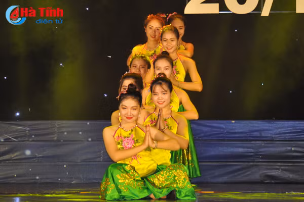 soi dong dac sac dem van nghe tri an thay co giao