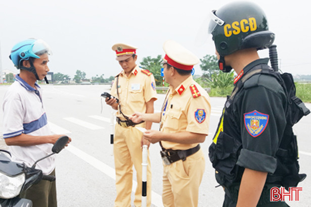 canh sat co dong ha tinh xu ly 195 truong hop vi pham ttatgt
