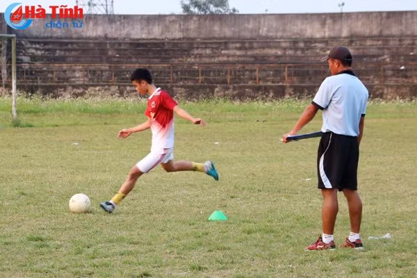 17 cầu thủ nhí trúng tuyển vào Trung tâm đào tạo bóng đá PVF
